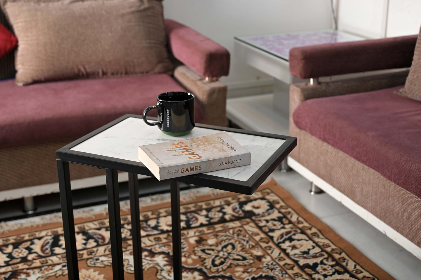 Modern Minimalist Side Table – White Marble Top & Black Metal Frame