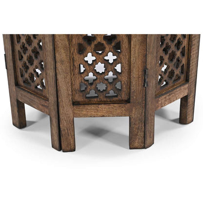 Handgefertigter Mangoholz-Tisch mit dekorativen Ausschnitten im orientalischen Design