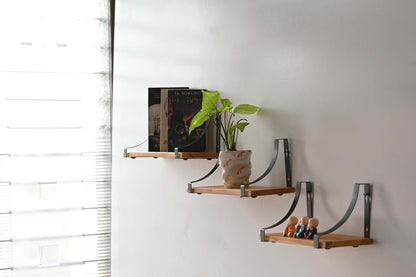 Wandregal Set aus Holz – Modernes minimalistisches 3-teiliges Regal mit Metallhalterungen iAnanas