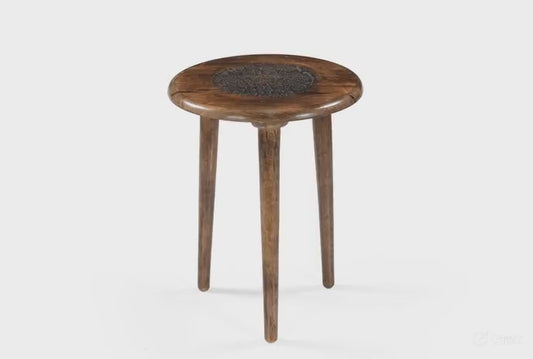 Handgefertigter Beistelltisch MangoHolz  Mandala Schnitzerei